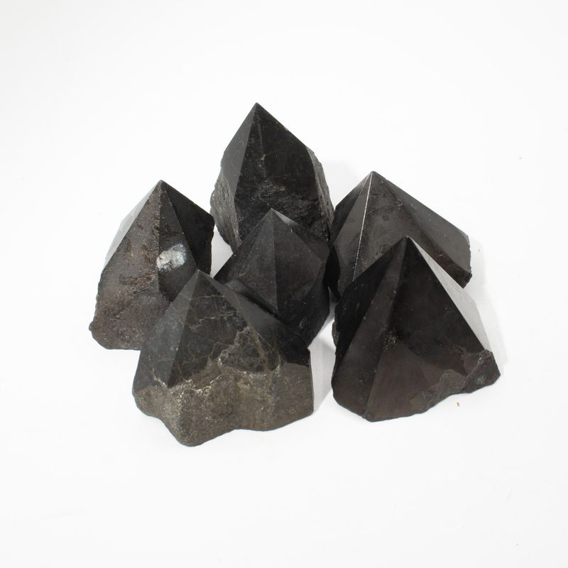 Puntas pulidas de piedra preciosa - turmalina india  (aprox. 5-6 piezas)