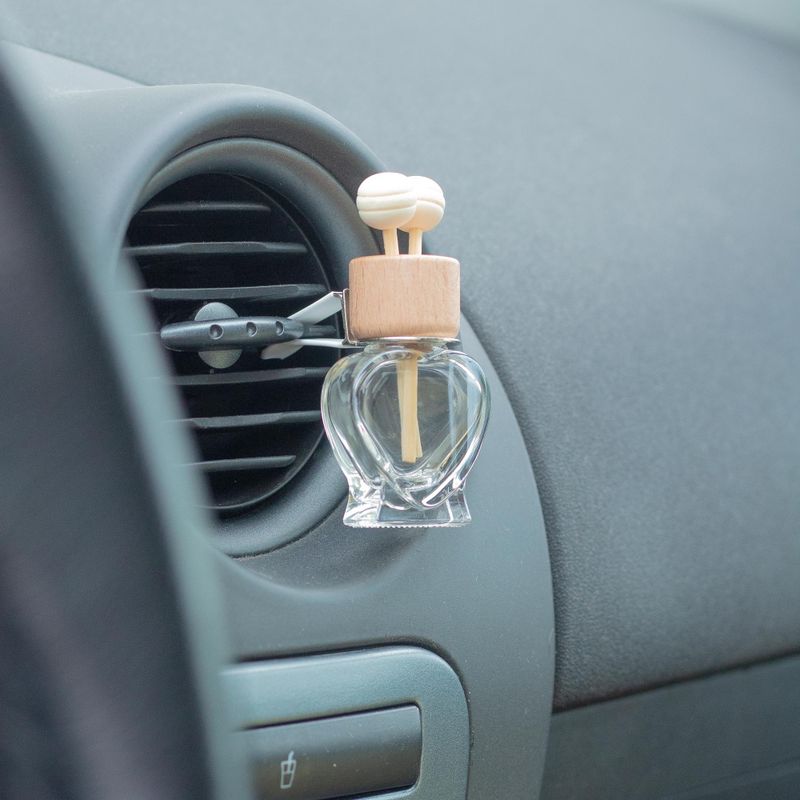 Clear- Car Diffuser Vent Attach Bottles - 8ml - (3 assorted designs x 4)