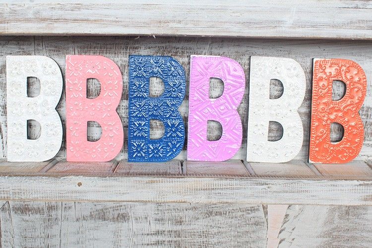 Lettres multi couleurs - Couleurs assorties -Lettre "B"  - 15cm