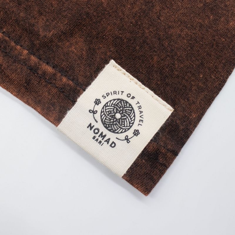 Nomad Sari Camiseta de Algodón Lavado a Piedra - Sol y Zodíaco - Marrón - Grande