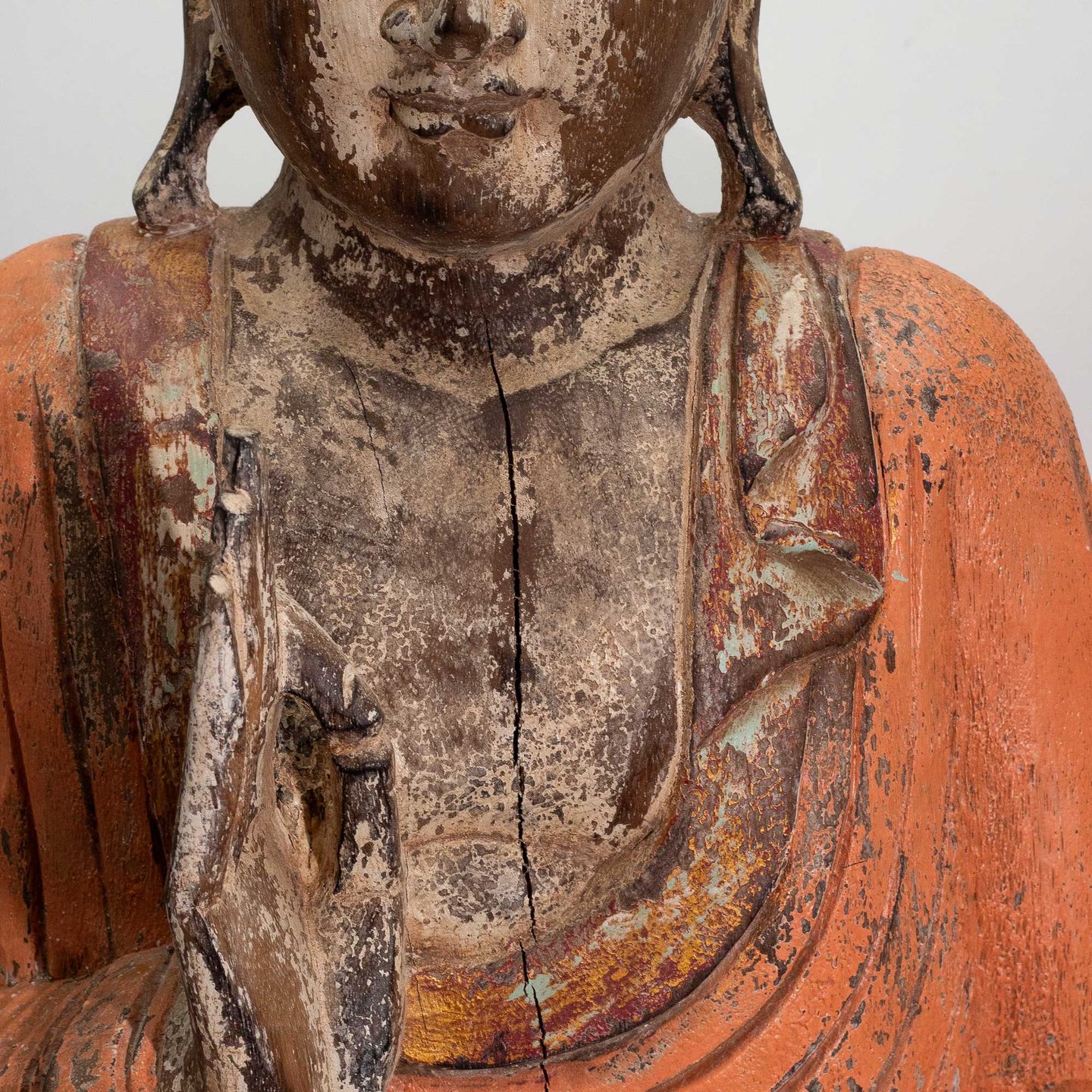 Vintage Buddha Statues for Resale: Ancient Beauty, Perennial Serenity