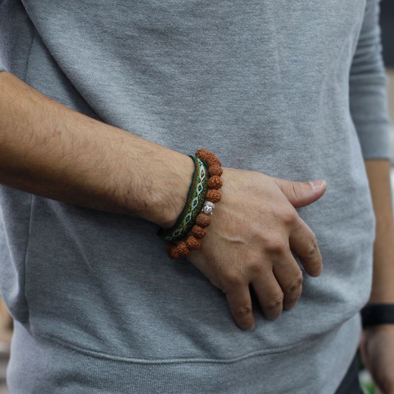 Rudraksha Buddha Mala Náramek - Hnědý