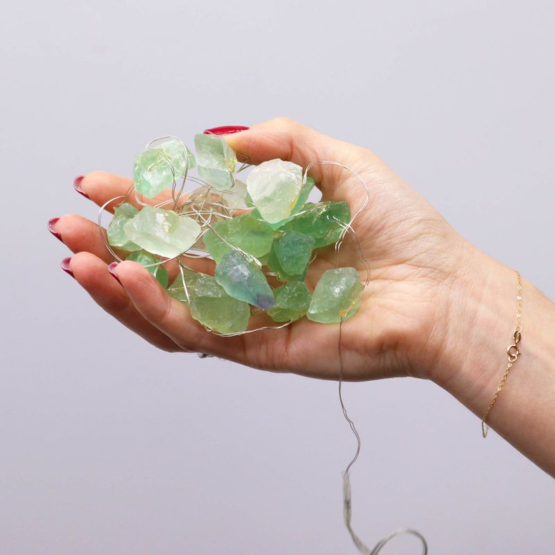 Lumières d’enchantement de pierres précieuses - Jade cristallin