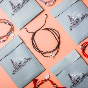 Pulseras de Hilo del Templo