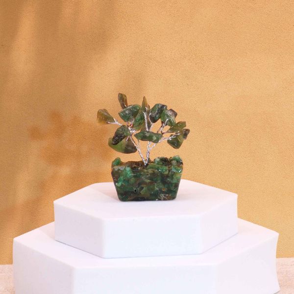 Mini árvores de pedras preciosas em base de orgonite - Aventurina verde (15 pedras)