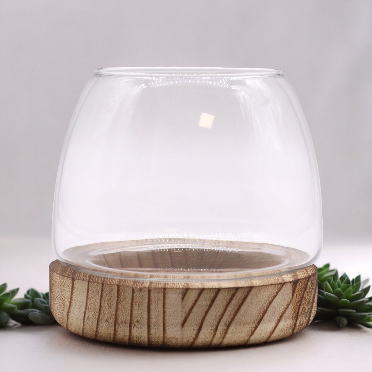 Pequeno terrário em madeira de tung natural - 13x13 cm