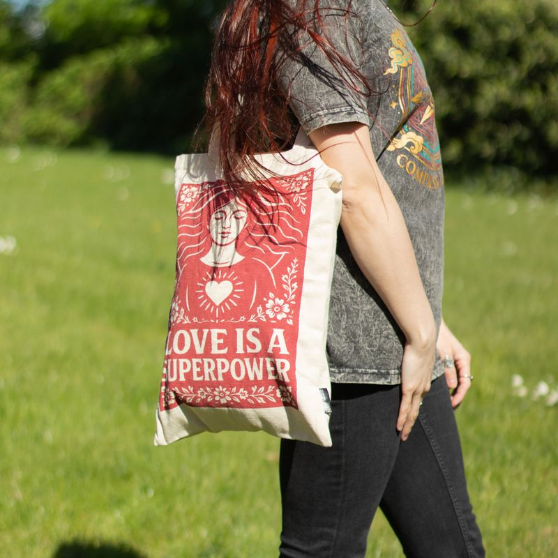 Iconic Toni Tote Bag - Love is a Super Power (41x31cm) - Natural 10oz