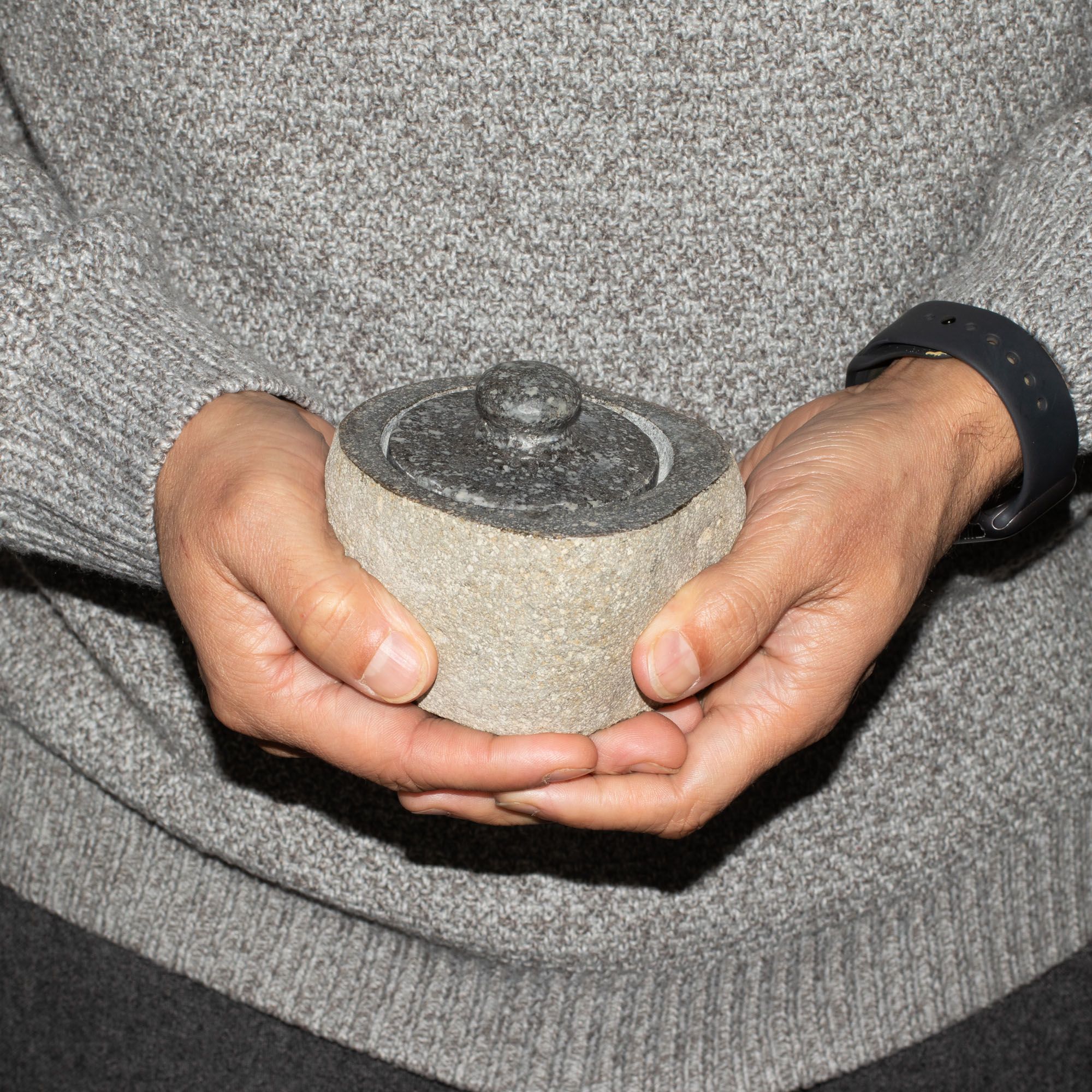 Vaso de Aterramento com Pedra de Rio Natural - Pequeno (aprox 9x7cm)