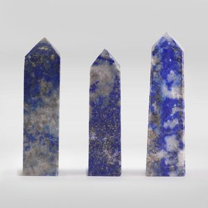 Обелискове от Скъпоценни Камъни