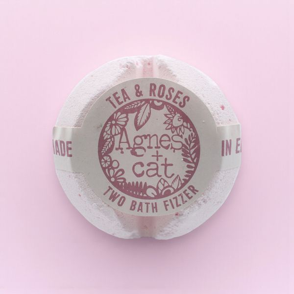Brusande Badbomber 210g - Te och Rosor
