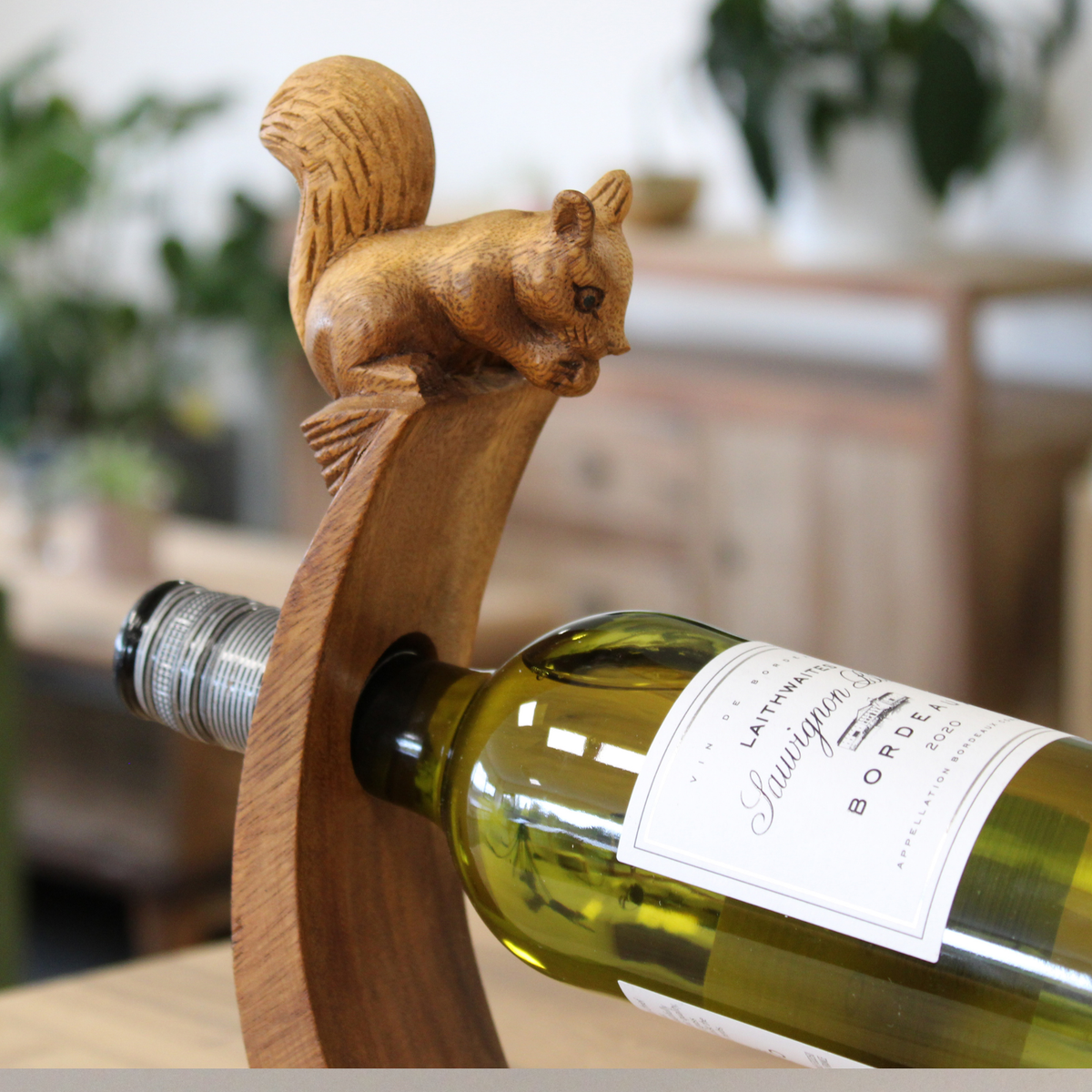 Stalci za vino od suar drva
