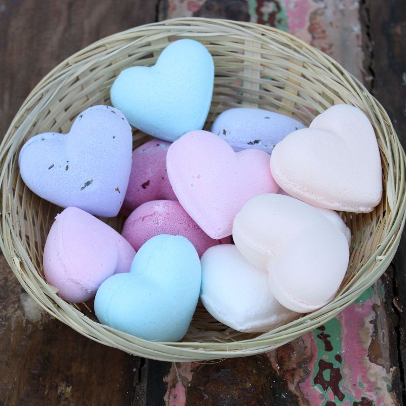 Love Heart koupelová bomba 70 g - Dětský pudr