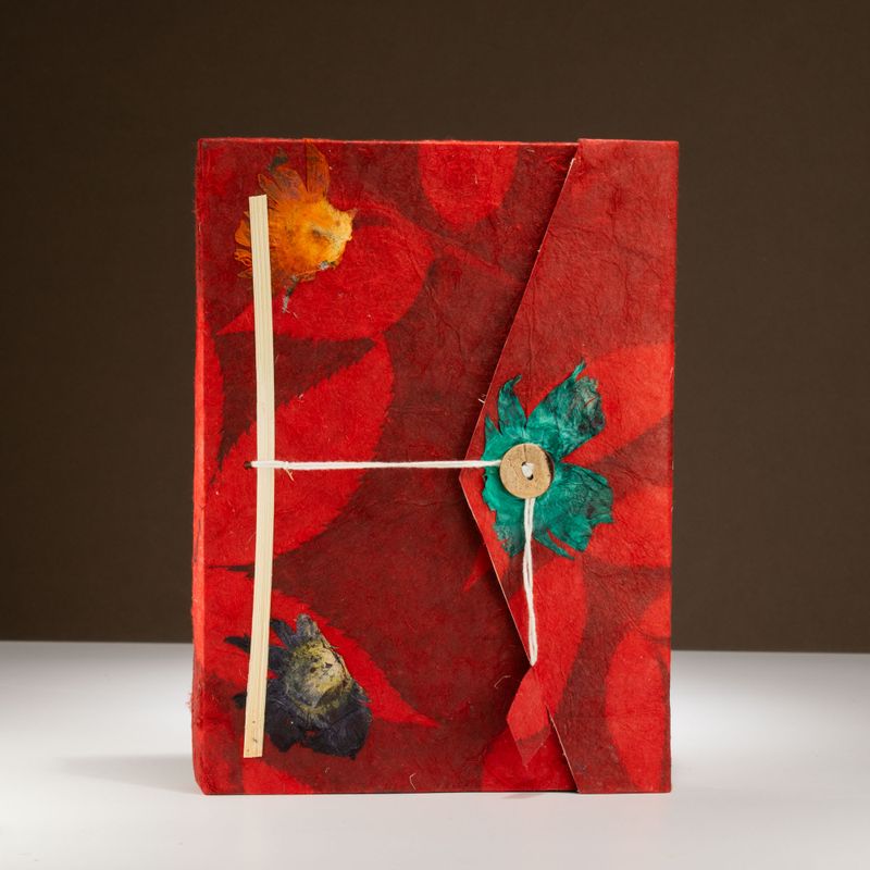 Lrg Lokta Bold Floral Notebook (21x15cm) - 45 leafs - inc bookmark - Ruby