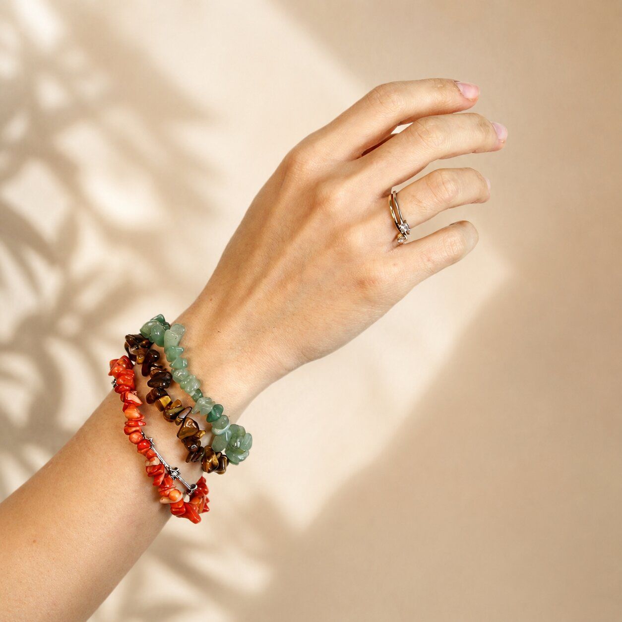 Wholesale Chip Stone Bracelets — Genuine Gemstone Crystal Bracelets for Retailers
