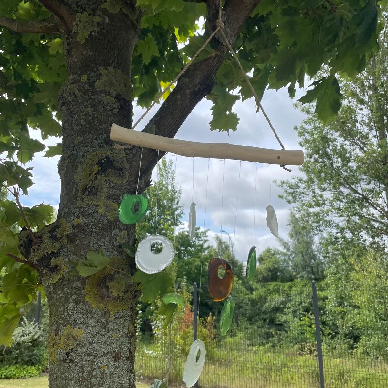 Zvonkohra z Recyklovaného Skla - Bílá / Zelená / Hnědá