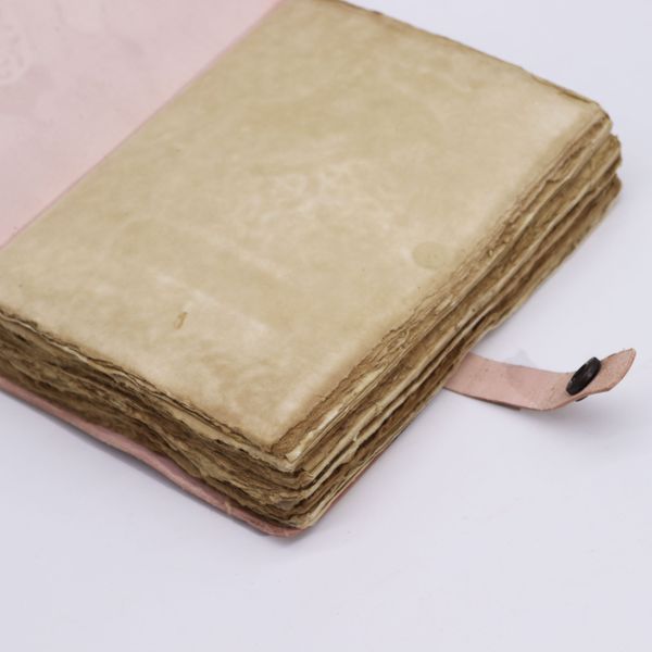 Livre Échec et Mat - Brun Clair - 200 Pages avec Bordures Découpées - 20x15cm