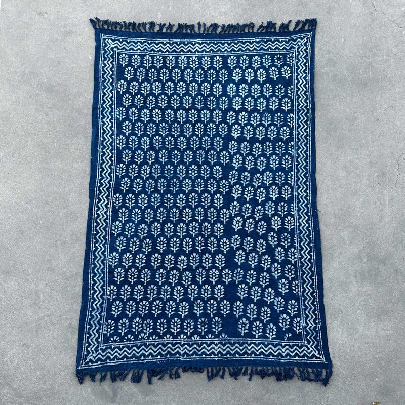 Плед Індиго Ручної Роботи 170×120 см - Квітка Чхота
