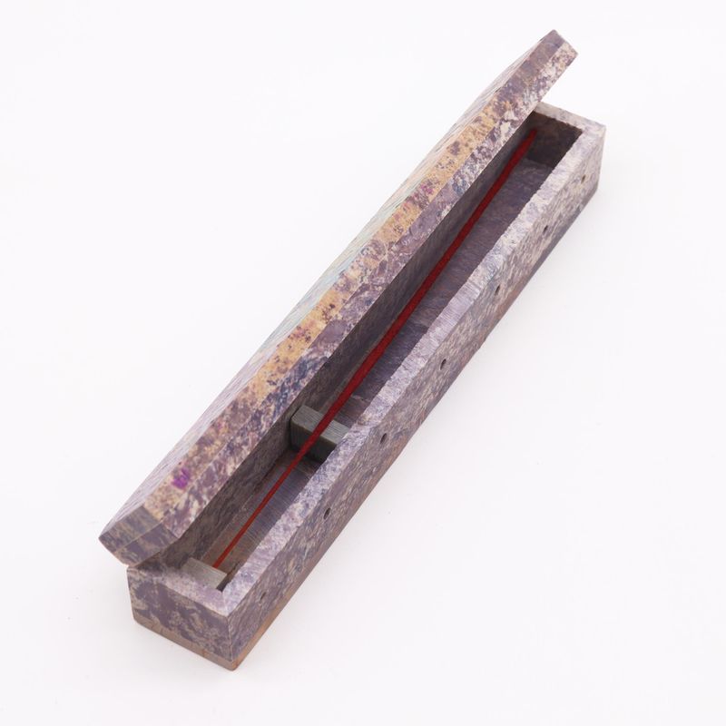 Boîte à encens en pierre à savon avec trous de fumée 25 cm - Chakra
