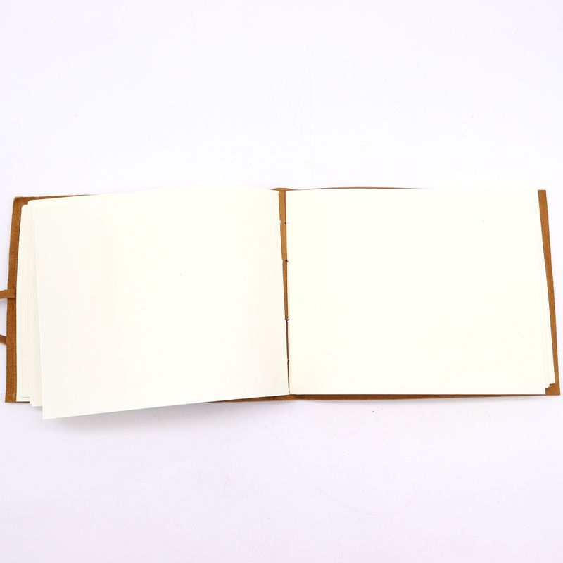 Кожен скицник Златно дърво - 144 страници - 18x23 см