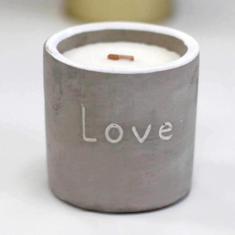 Bougie Béton Pot Moyen Love - Figue & Cassis