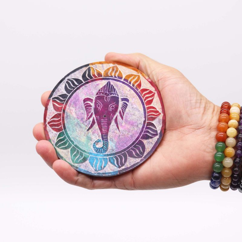 Porte-encens en pierre à savon Disque 10 cm - Ganesha