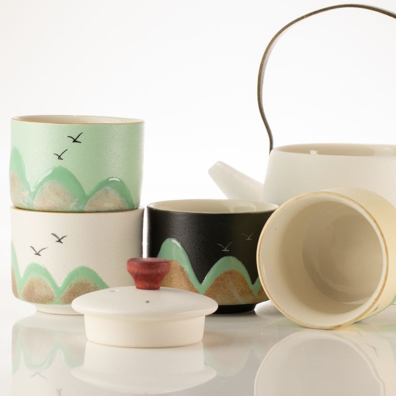 Thousand Miles - Tea Set - Four Cups - Cerimonial Cloth & Bamboo Grip