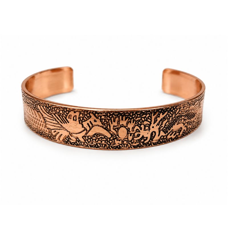 Solida koppararmband i medeltidskollektion med affirmationgravyrer (blandade)