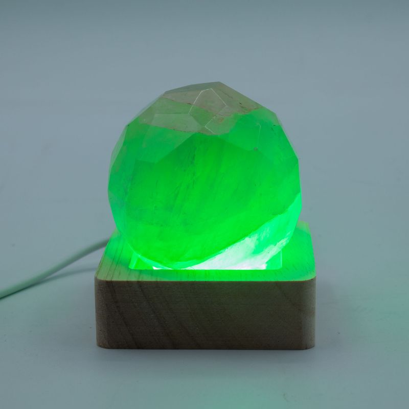 Дерев'яна LED-підставка з USB Квадратна 6 см  - Багатокольорове Світло