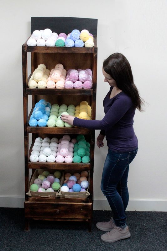 Set of 240 Jumbo Bath Bombs with Luxury Stand - Brownwash