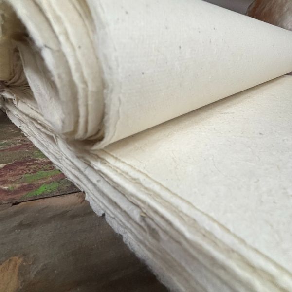 Papel Artesanal Lokta - Papel Liso 5gms