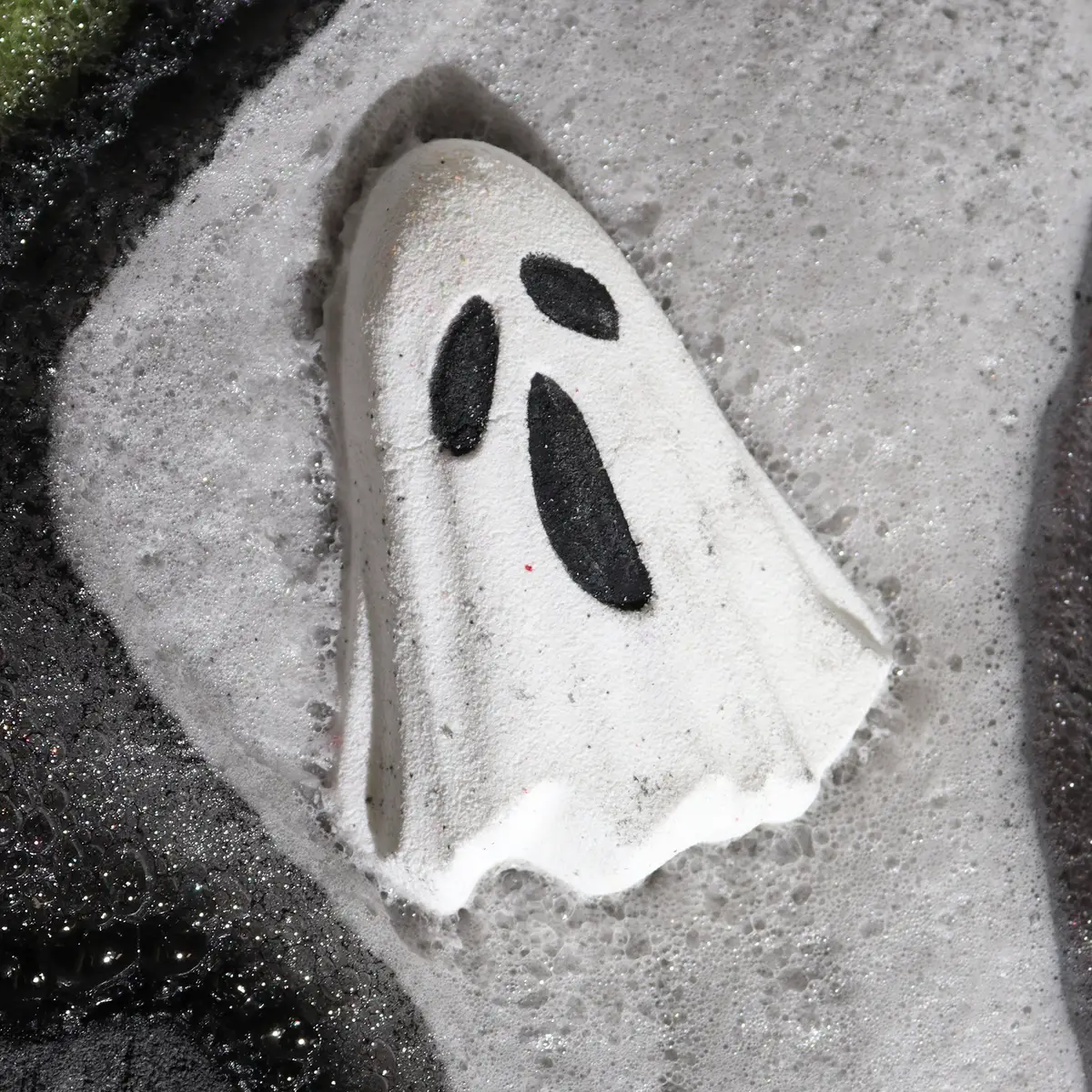 Ghost Bath Bomb 65g — Bath · GlowDuty apothecary