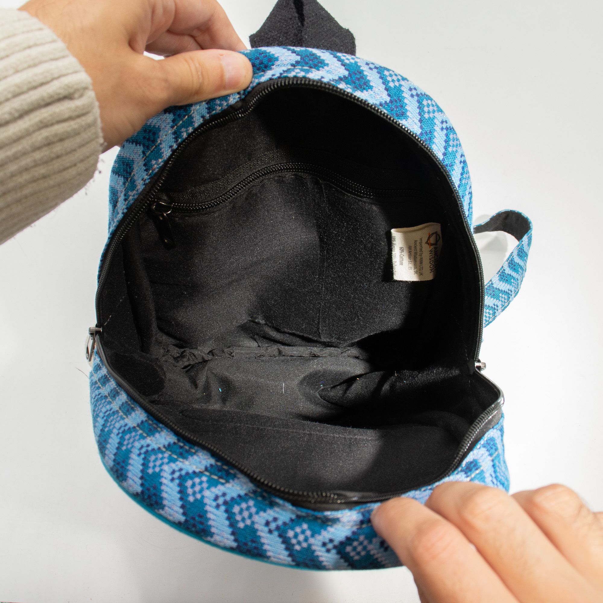 Medium Kathmandu Backpack - Dhaka Design (30x21x9cm)