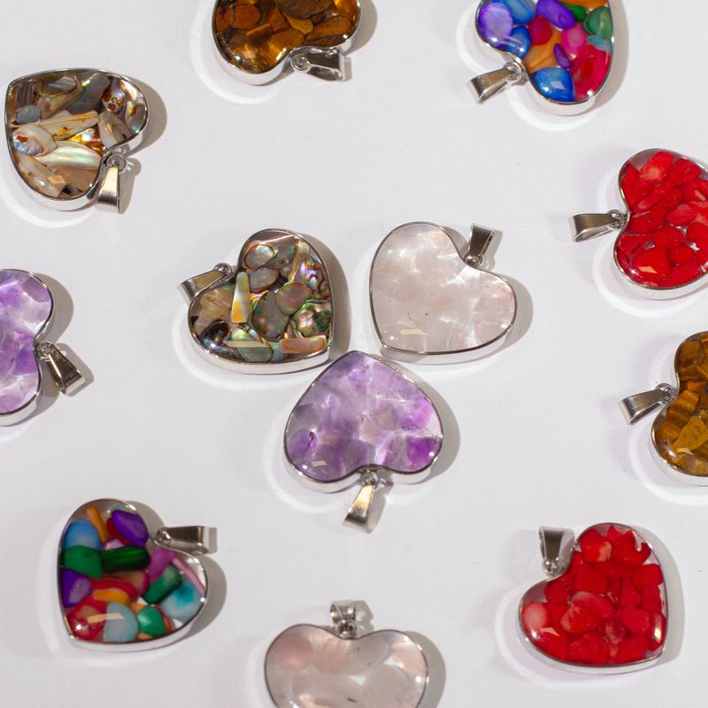 Pendentifs  Acier - 12 Pépites de Gemmes et Coquillages Assortis
