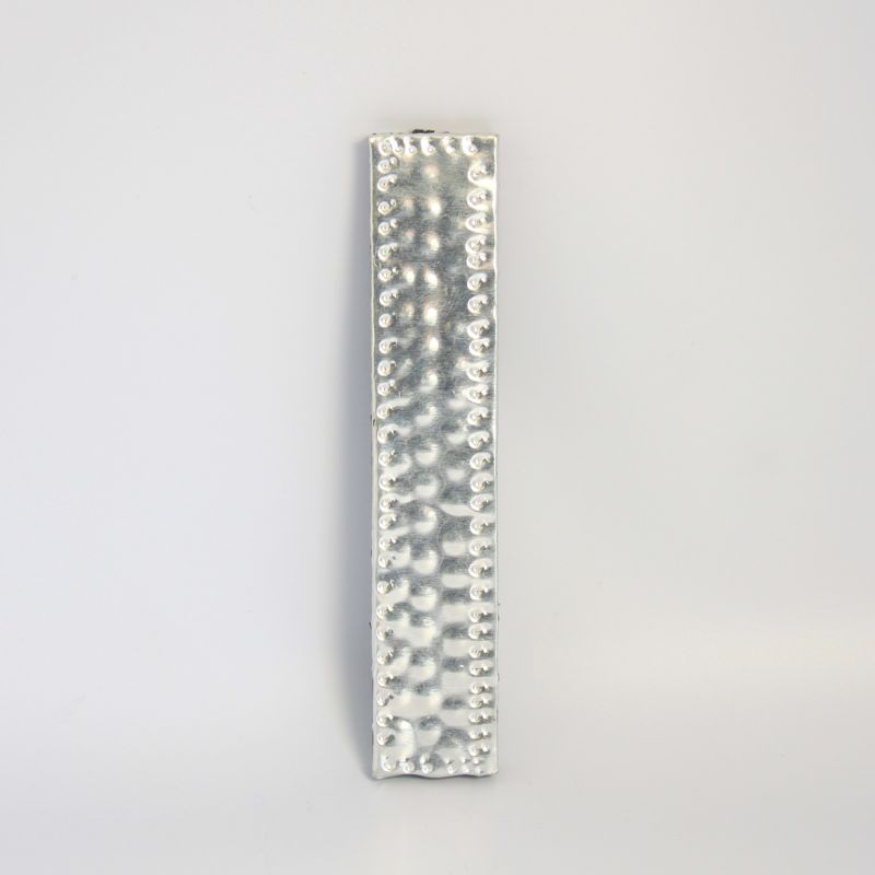 Petites Lettres en Aluminium – I