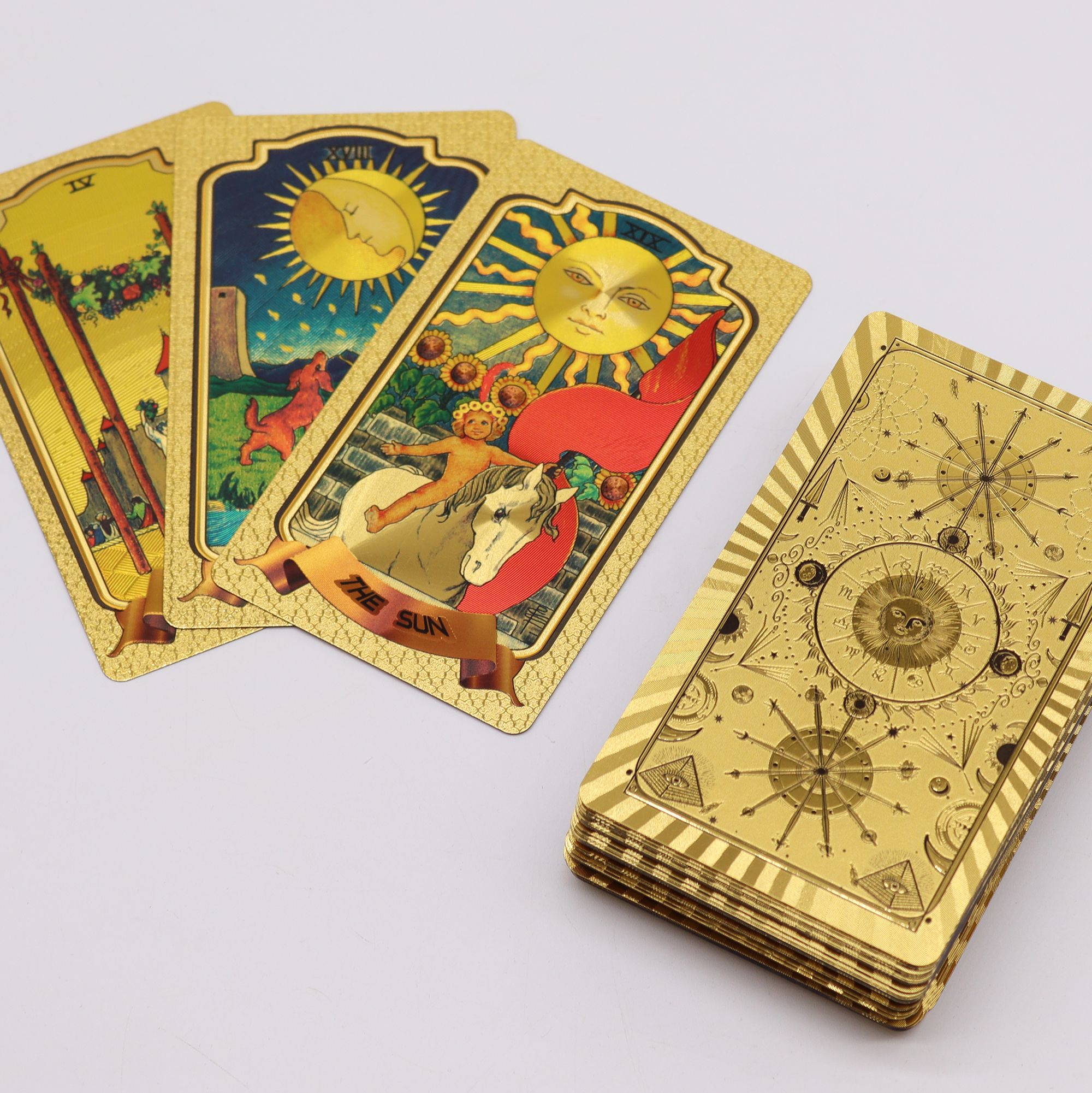 Set Zlatnih Tarot Karata