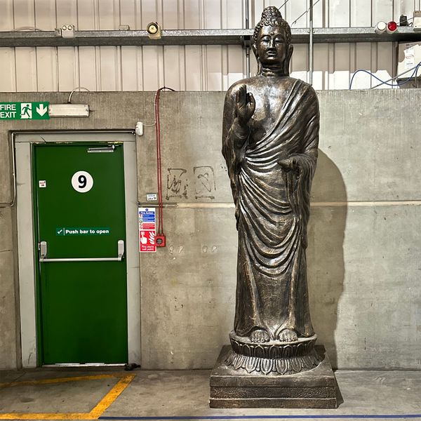 Estátua Alta de Buda em Pé em Ouro Antigo