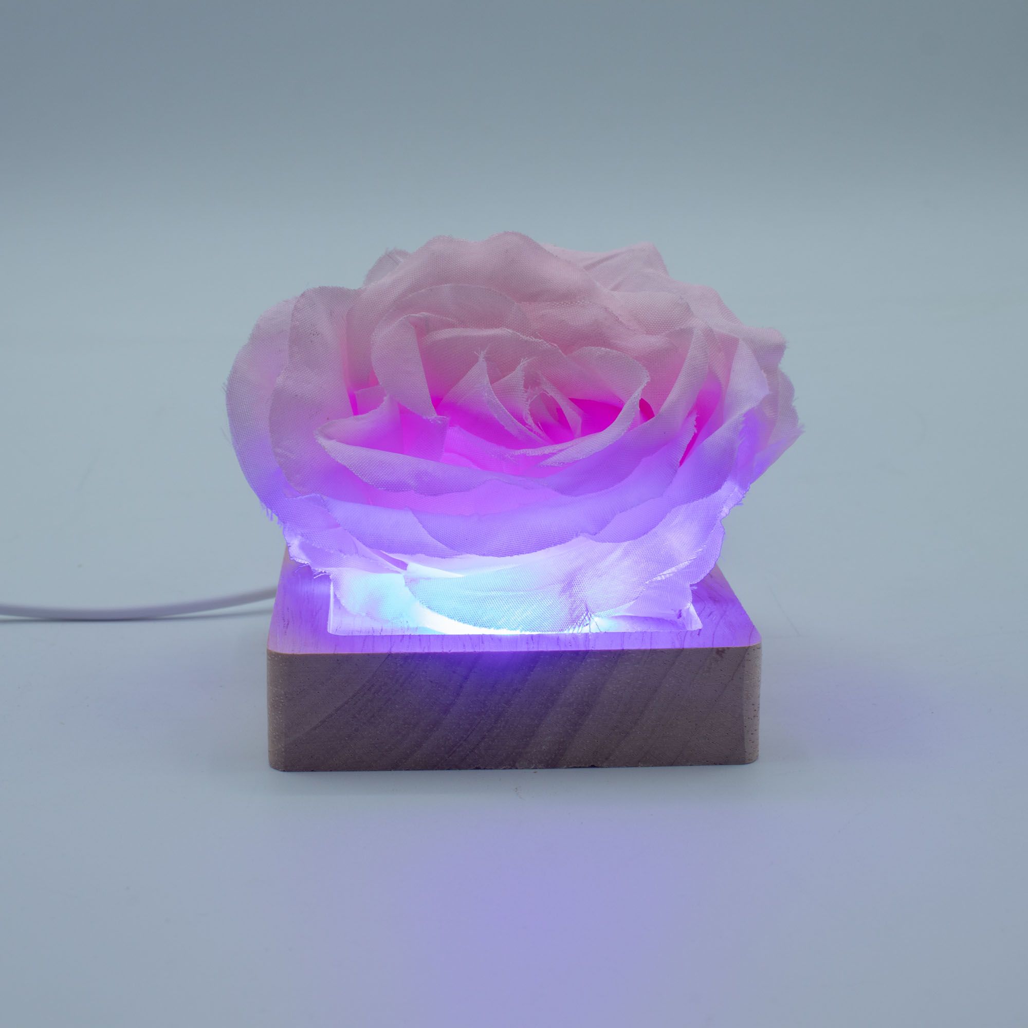 Base USB LED de Madeira Quadrada 8 cm - Multicolorido