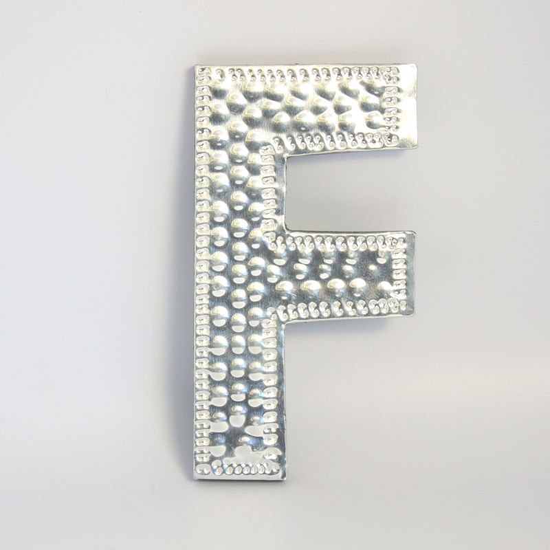 Petites Lettres en Aluminium – F