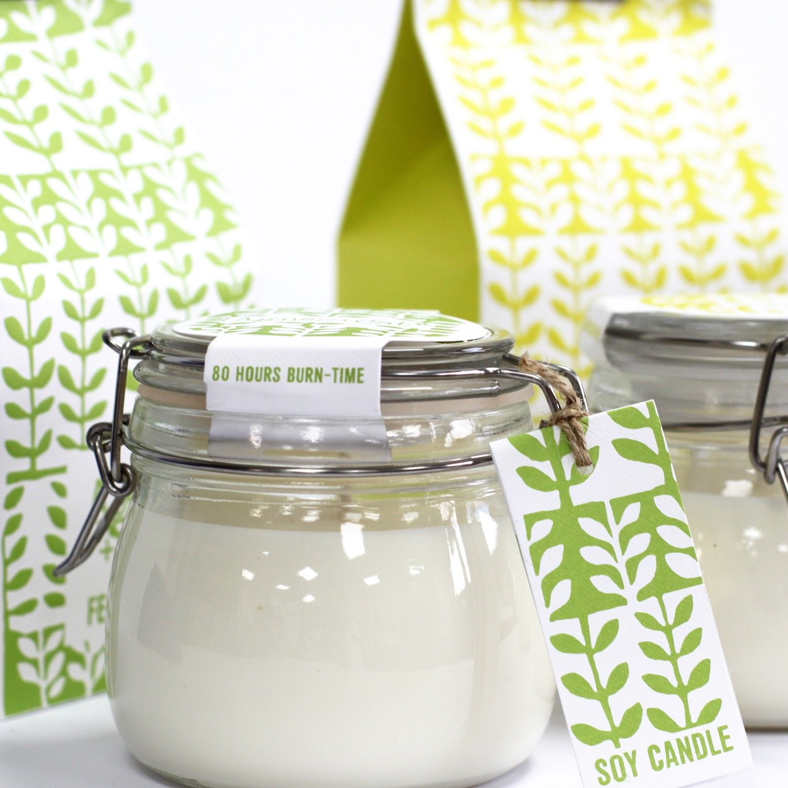 Lumânare din Ceară de Soia în Borcan Kilner cu Cutie Cadou 400 g  - Fell Berry