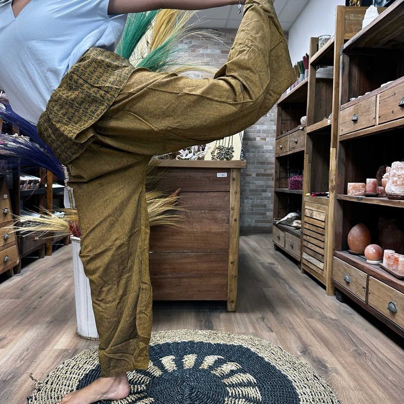 Yoga Pants Starter with Stand