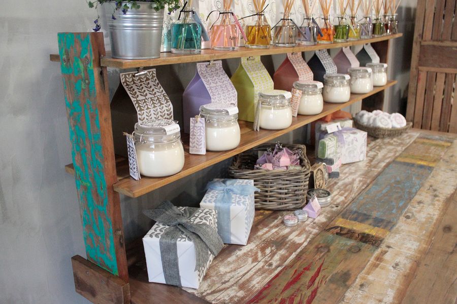 Adicionar na unidade de exibição superior para mesa de 1,8 m