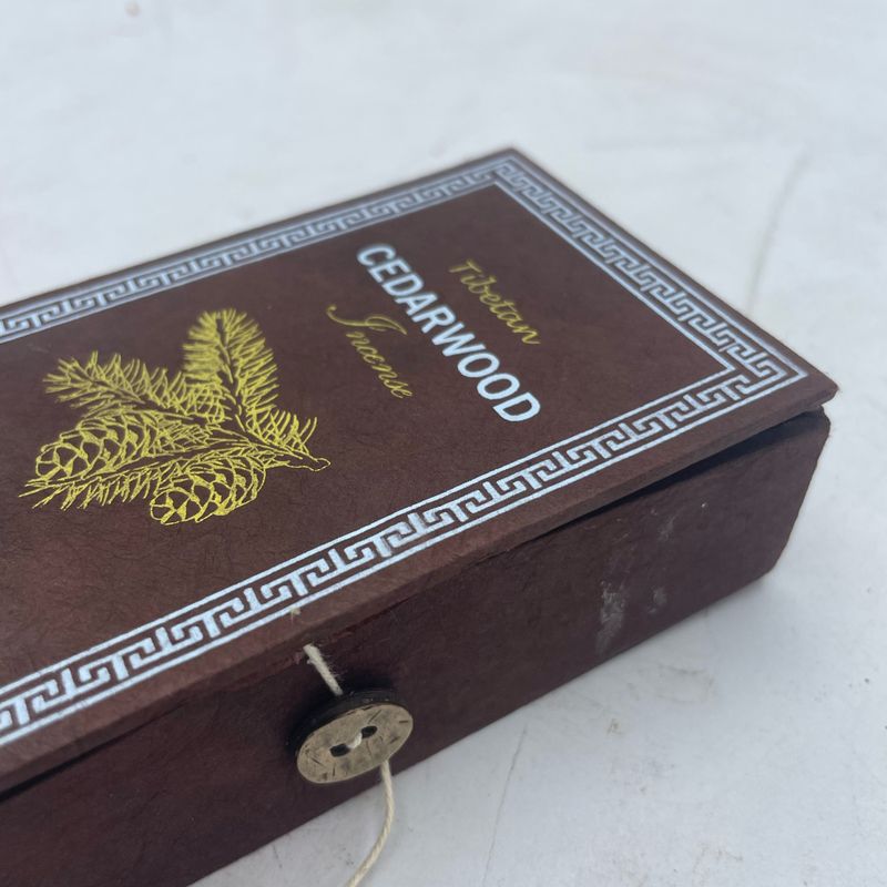 Подаръчен Комплект Хималайски "Sughandit" (ръчна изработка) - Кедрово Дърво