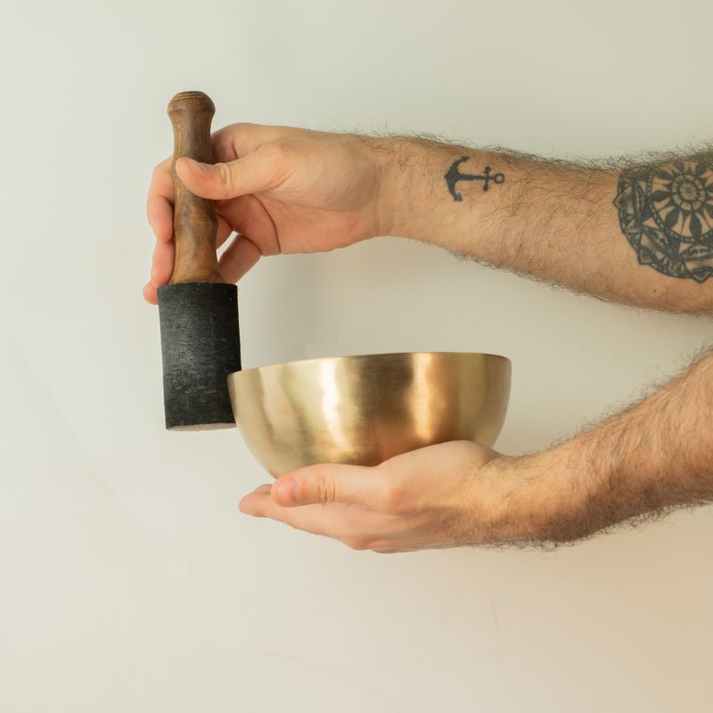 Середня Співаюча Чаша "Chaken" Ручної Роботи  (прибл. 500 г) - 15 см