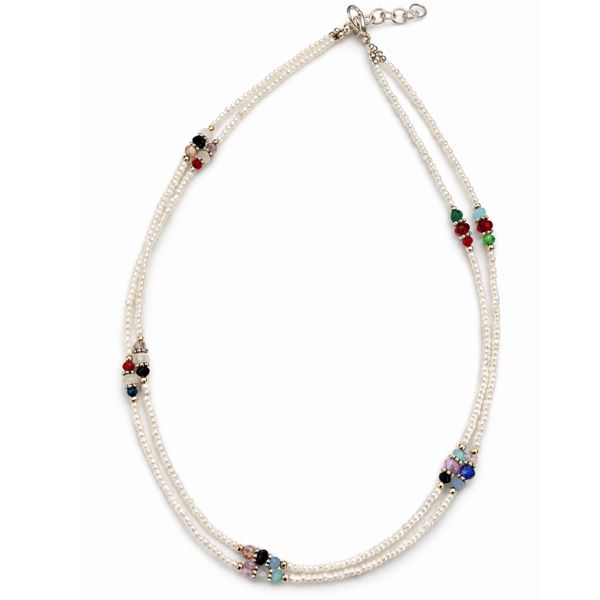 Collar fino de howlita nepalesa de doble hilera y cuentas facetadas - (42 cm)