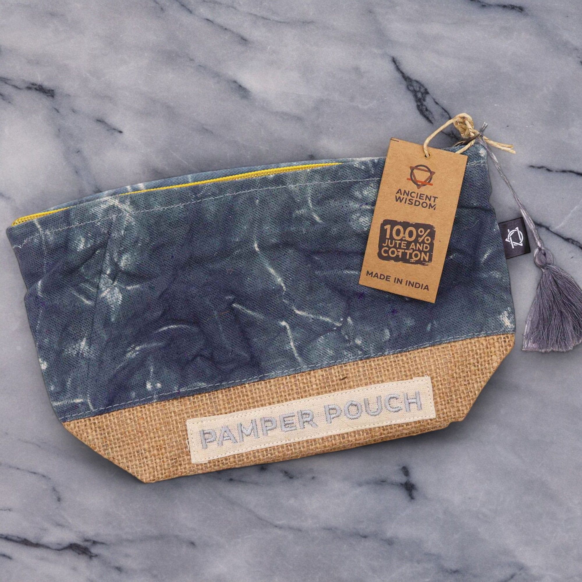Косметички Pamper Pouch