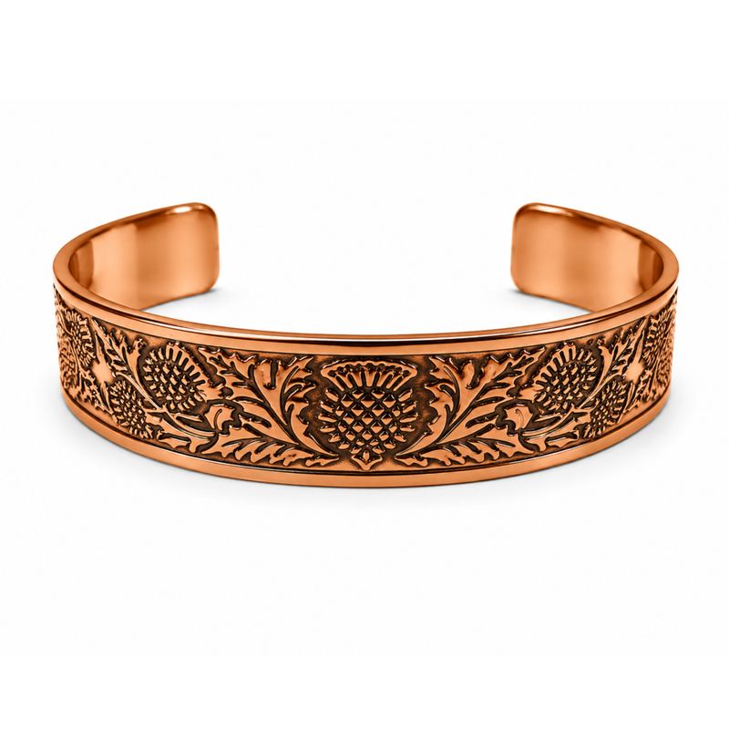 Solida koppararmband i medeltidskollektion med affirmationgravyrer (blandade)