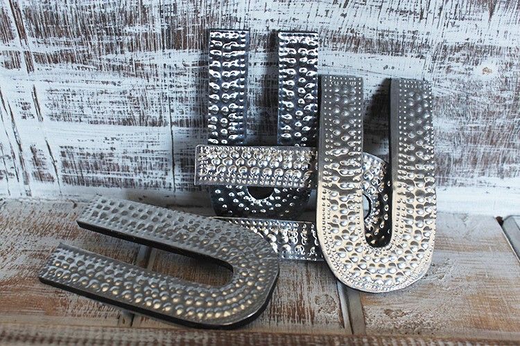 Petites Lettres en Aluminium - U
