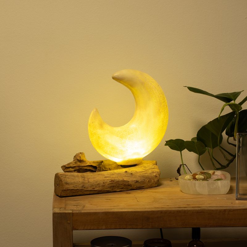 Lampă DriftGlow cu Abajur Semilună cu Efect Crăpat – Galben – Ștecher UE